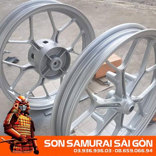 Sơn SAMURAI KUROBUSHI Y3* MÀU BẠC KIM LOẠI chính hãng - Sơn phun xe máy SAMURAI SÀI GÒN