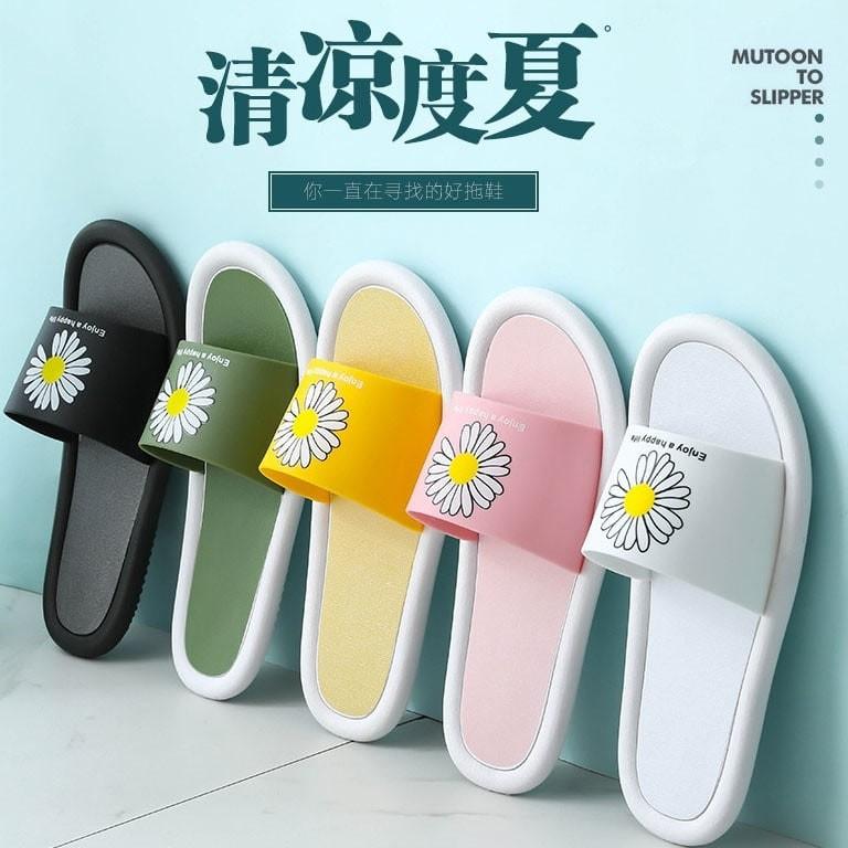 Dép hoa cúc đế bánh mì