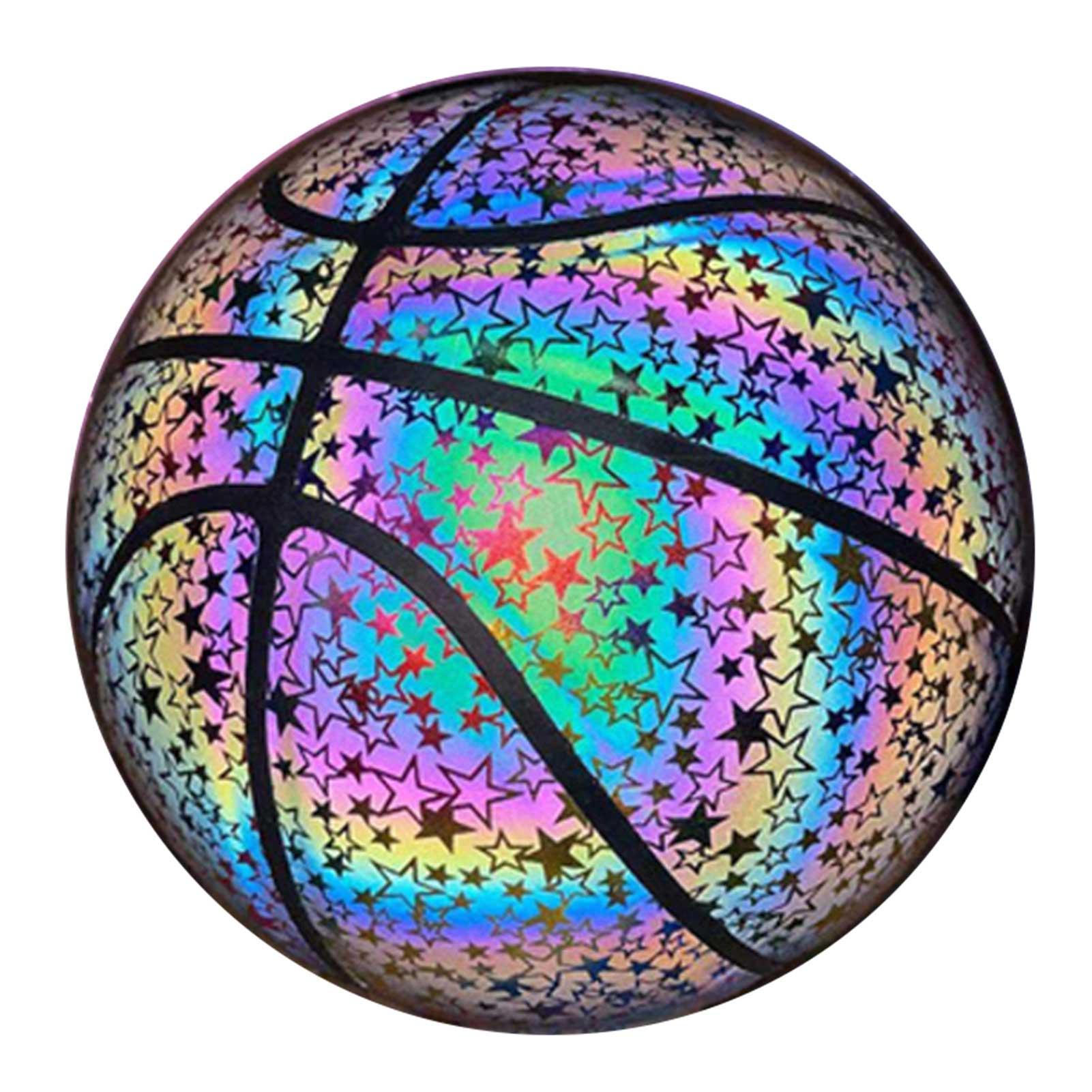 Bóng rổ phản chiếu phát sáng lạ mắt, đầy màu sắc cho người lớn