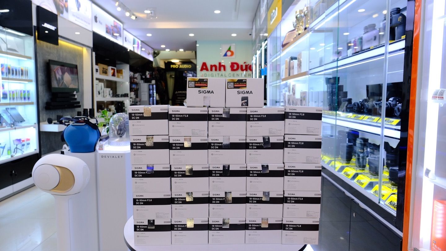 Ống Kính Sigma 18-50mm F/2.8 DC DN for Sony E/Fujifilm X - Hàng Chính Hãng BH Asia