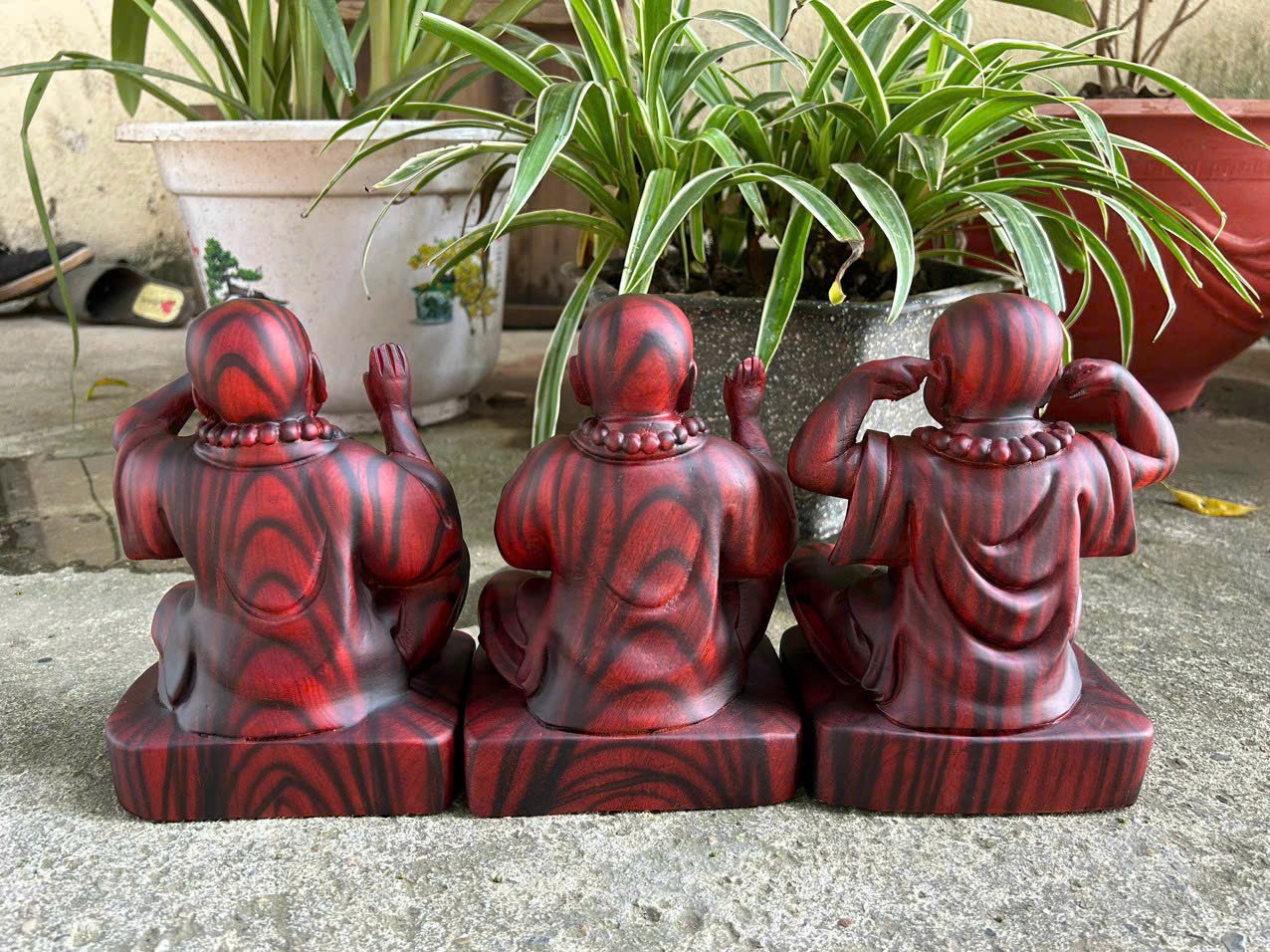 Bộ tượng tam tâm bằng gỗ hương đá sơn mầu gỗ trắc kt cao 20×15×11cm