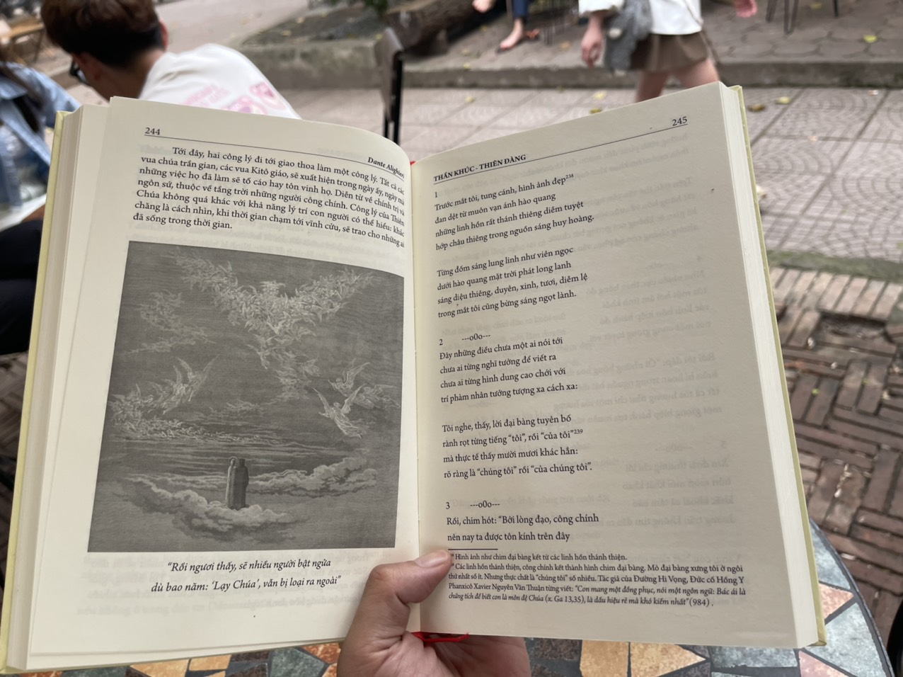 THẦN KHÚC - Dante Alighieri - Đình Chẩn dịch – NXB Hồng Đức