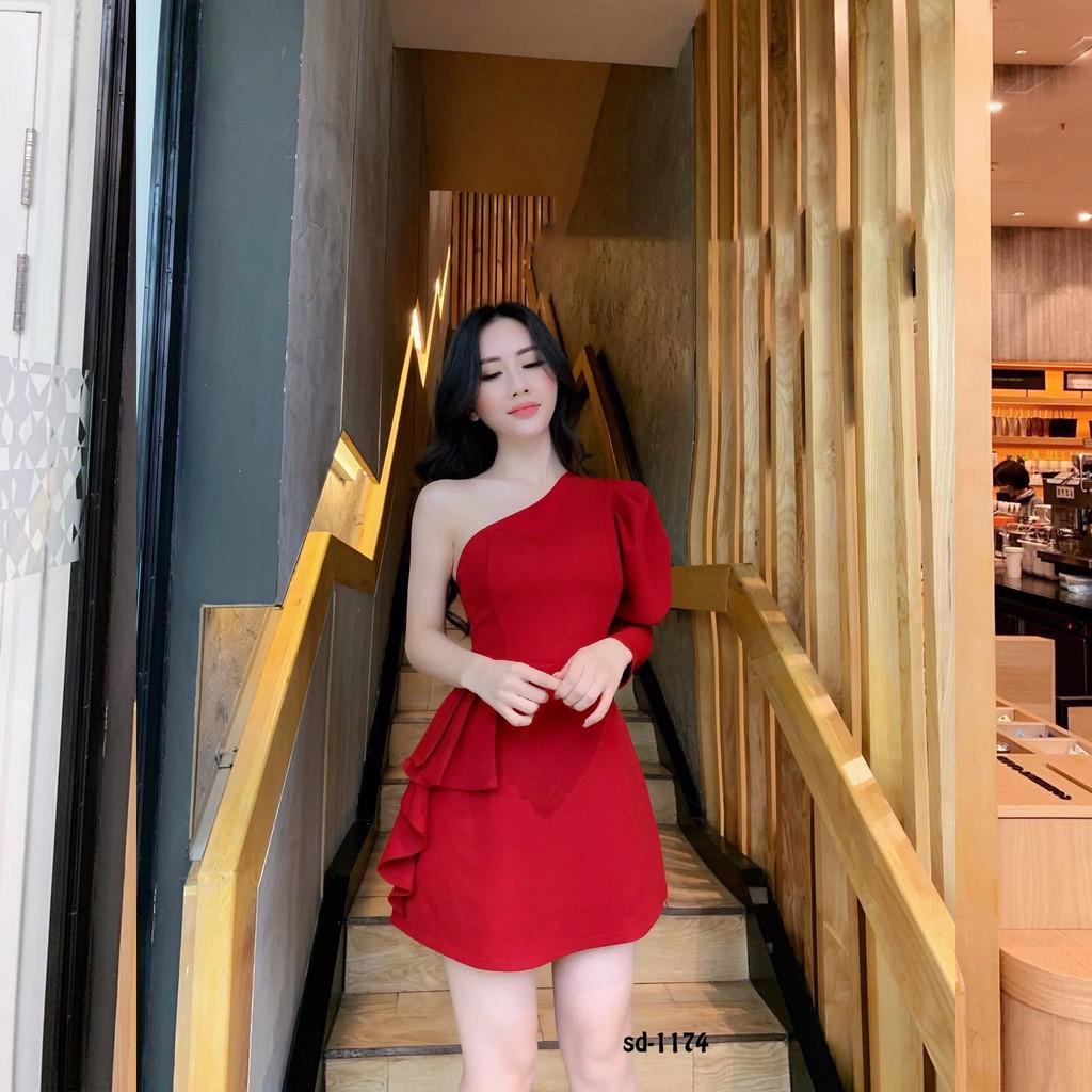 ĐẦM LỆCH VAI SANG TRỌNG
