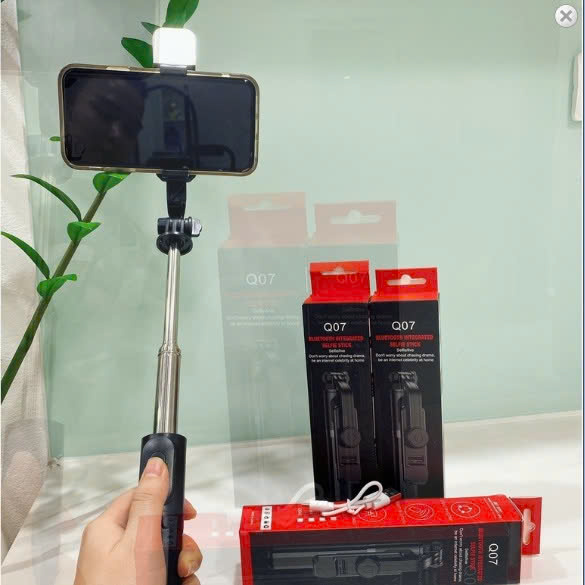 Gậy chụp hình Q7S / Q07 vỏ đỏ có đèn