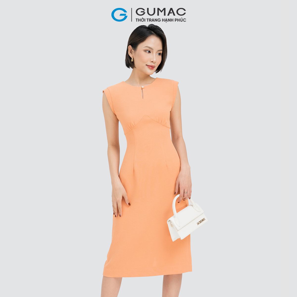 Đầm bút chì tay liền GUMAC DD04024