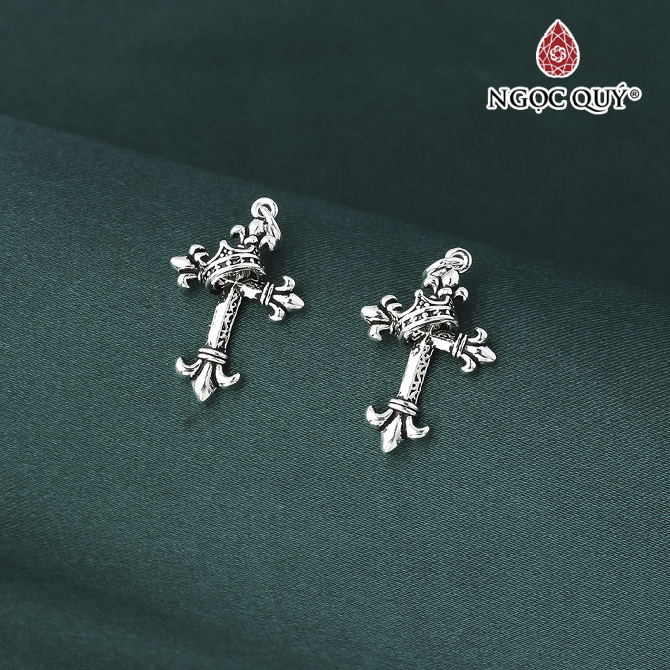 Charm bạc hình thánh giá lồng vương miện treo - Ngọc Quý Gemstones