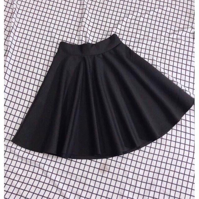 BÁN SỈ CHÂN VÁY XÒE VNXK