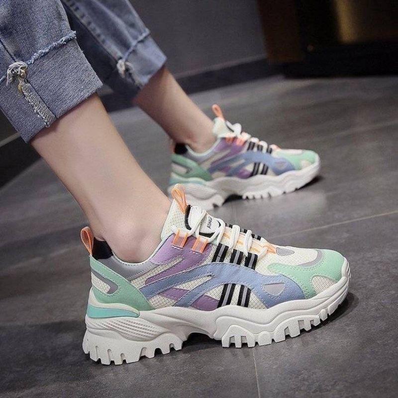 GIÀY THỂ THAO VÂN NHIỀU MÀU - 4P