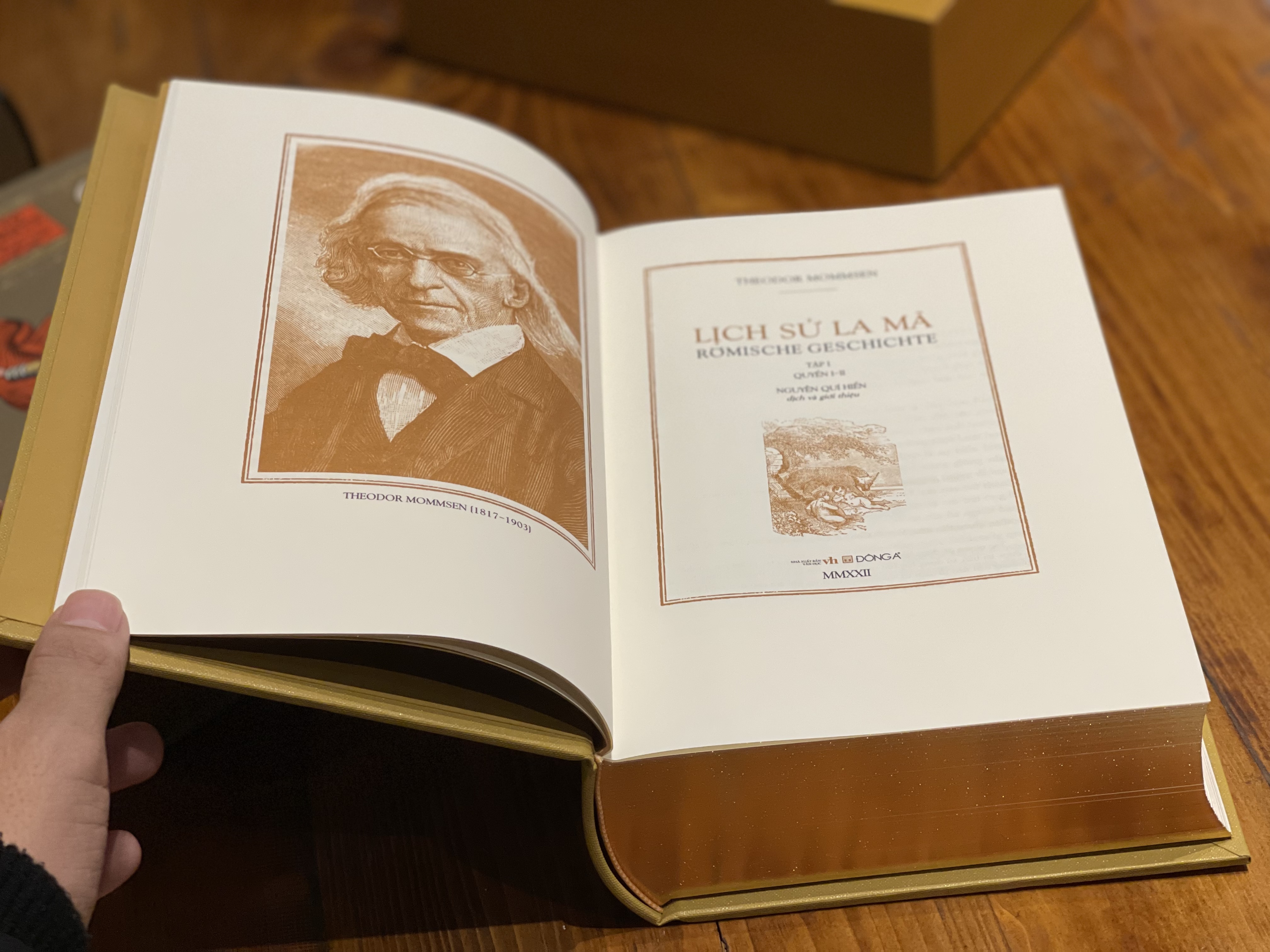 [bìa Heritage Library Buckram] (ấn bản giới hạn) [Tủ sách trăm năm Nobel] LỊCH SỬ LA MÃ - THEODOR MOMMSEN - Tập I (Quyển I – II) – Đông A