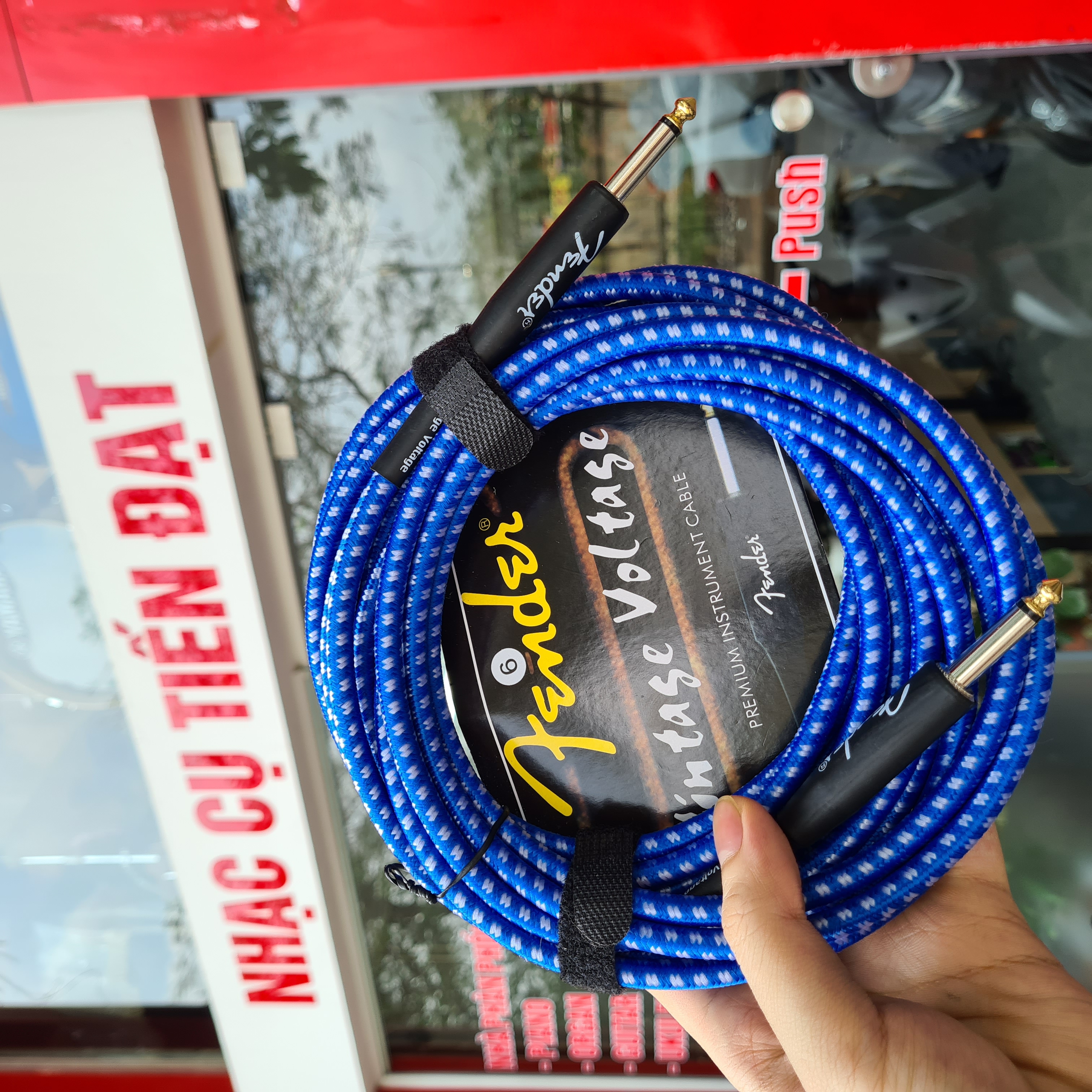 Dây Line Guitar Ra Loa Fender Loại 3m, 6m, 10m, Bọc Vải Chống Rối Và Không Bị Gãy Dập