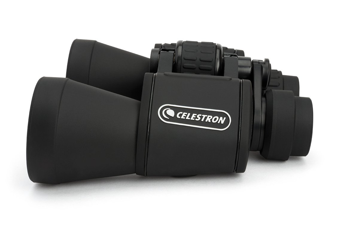 Ống nhòm Celestron chính hãng Mỹ với độ phóng đại 20 lần, ống kính mục tiêu 50mm,  dạng Porro chống sốc và trơn trượt