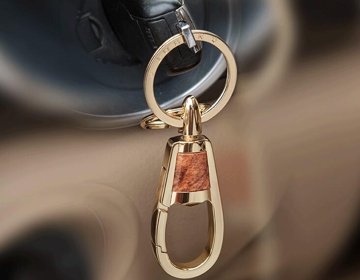 Móc treo chìa khóa ô tô sang trọng MK144