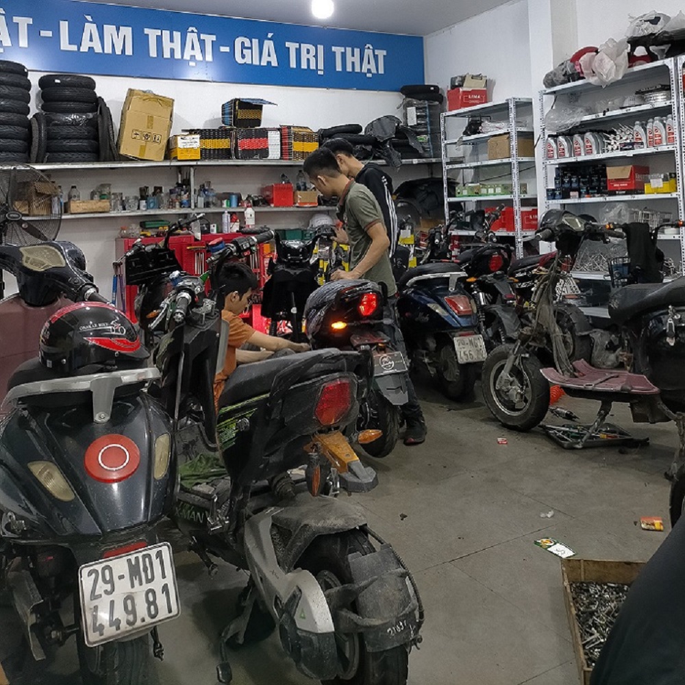 SẠC CHUYÊN DỤNG DÀNH CHO XE ĐẠP ĐIỆN NIJIA - SIÊU BỀN - SẠC DÒNG ĐIỆN CHUẨN - NGẮT ĐIỆN TUYỆT ĐỐI - BẢO VỆ XE - KÉO DÀI TUỔI THỌ ẮC QUY - LOẠI 48V-12AH HOẶC 48V-20AH - CHÂN ĐẶC HOẶC CHÂN CHỤP