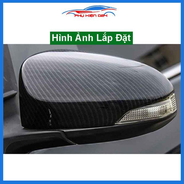 Ốp gương Altis 2014-2015-2016-2017-2018-2019-2020-2021-2022 vân Cacbon bảo vệ chống trầy trang trí làm đẹp xe