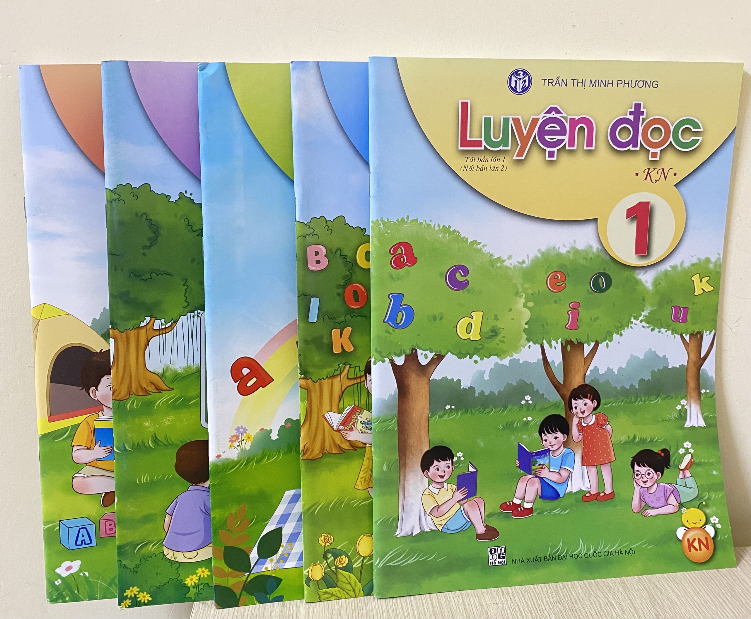 Bộ Luyện Đọc Lớp 1 (5 bộ theo chương trình: Kết Nối - Cánh Diều - Phát Triển - Bình Đẳng - Sáng Tạo)