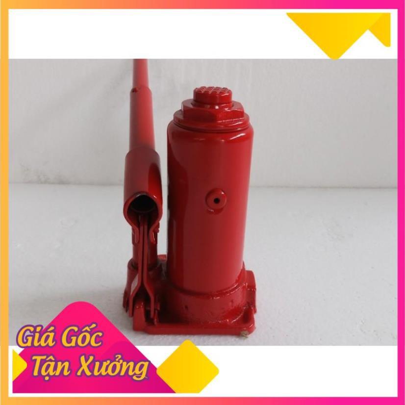 Con Đội Thủy lực 4 tấn