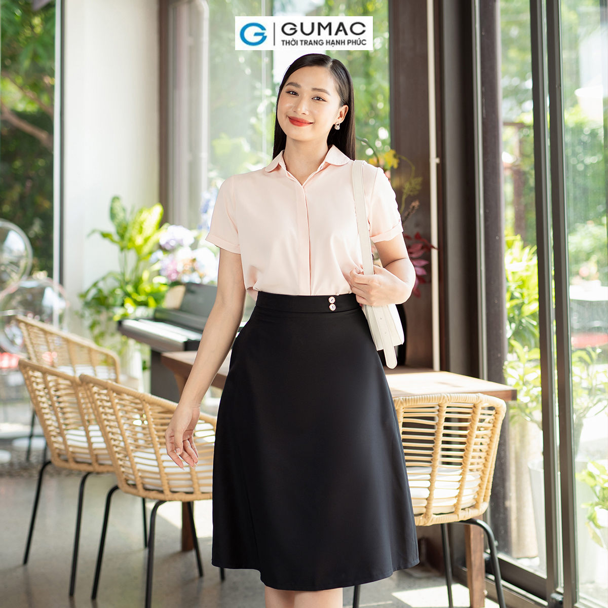 Áo sơ mi nữ tay ngắn lai lật nẹp giấu nút công sở thanh lịch thời trang GUMAC AD07025