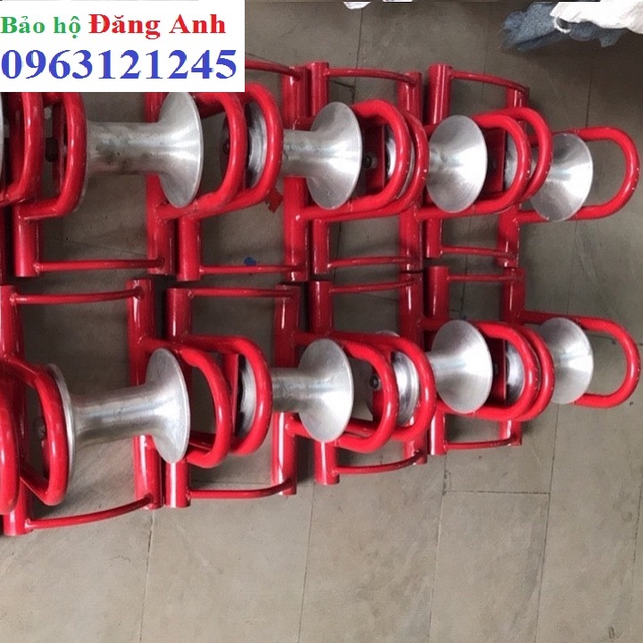 Buli ngồi kéo dây điện có kẹp dầm 120x60mm