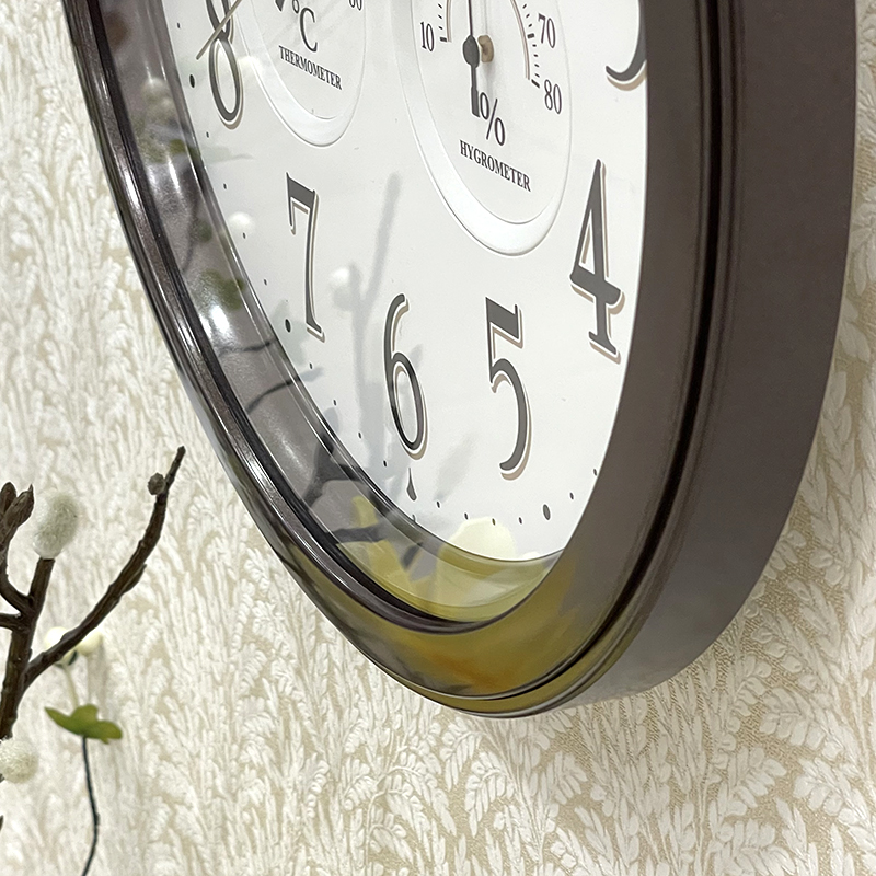 Đồng hồ treo tường Nhật Bản RHYTHM 8MGA37SR06 – KT 33.0×4.7cm, Dùng PIN.  Đo Độ ẩm, nhiệt độ.