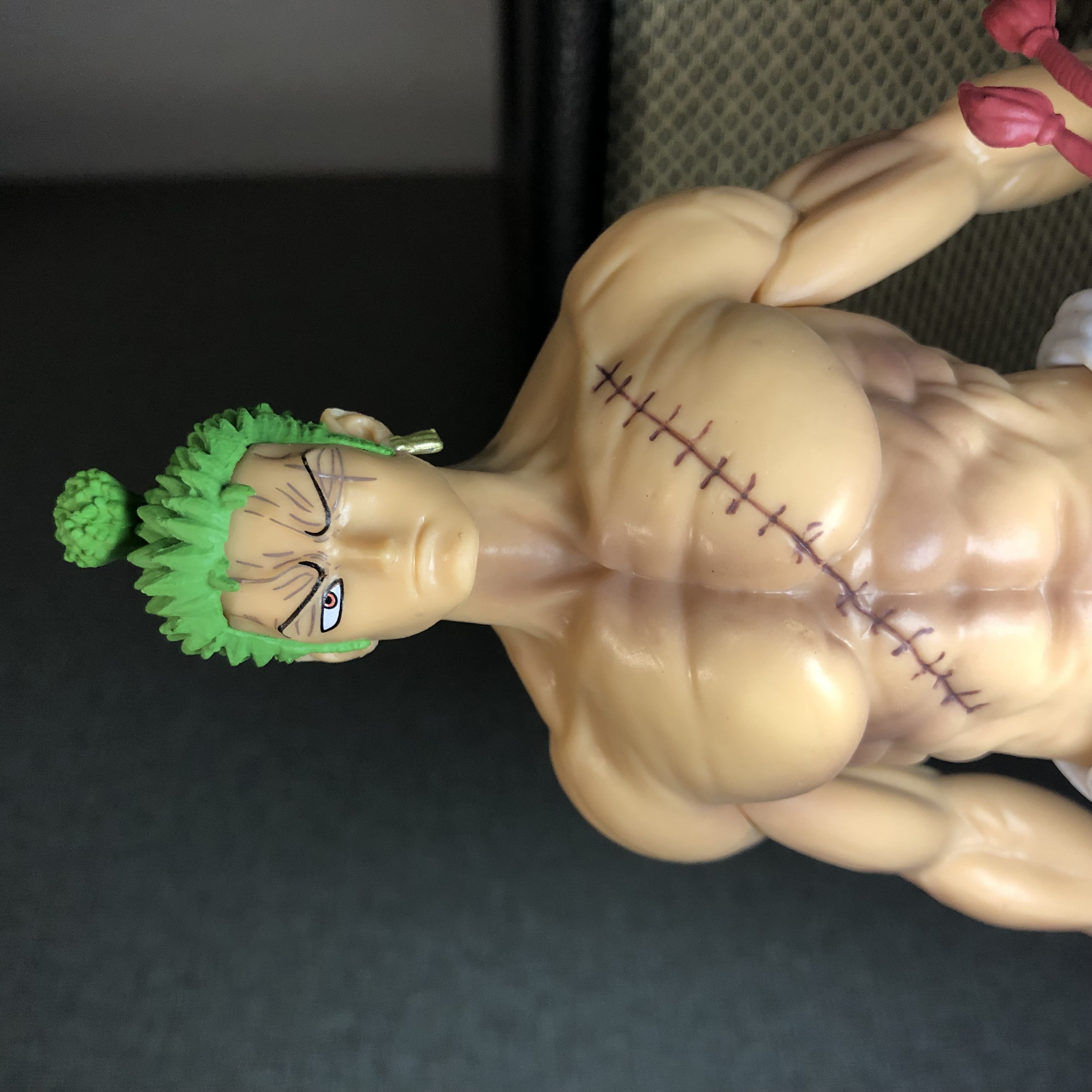 Mô hình Zoro 24 cm (4 đầu + hiệu ứng) - One Piece