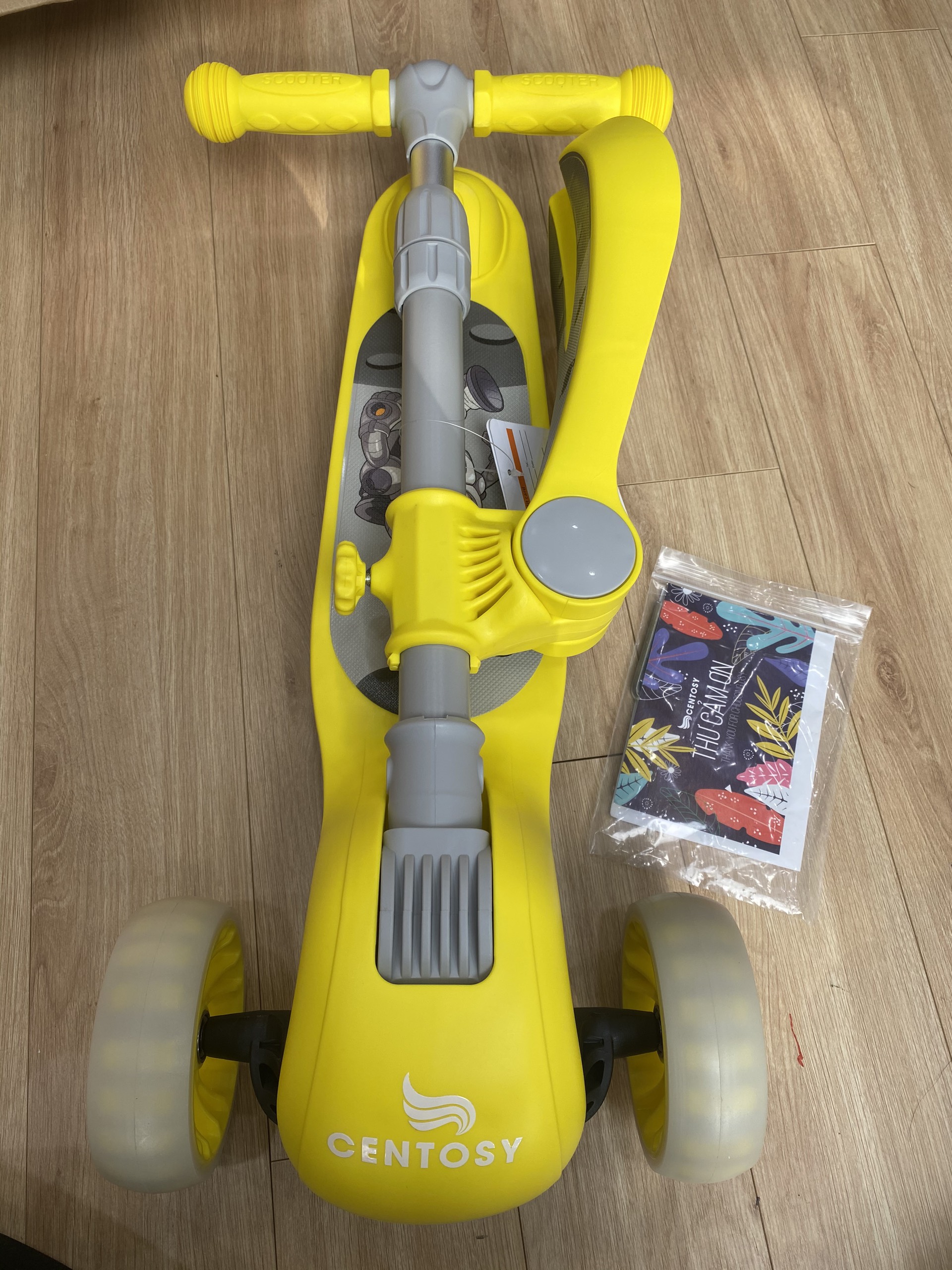 Xe Scooter Cho Bé Centosy S8, Có Bánh Đèn Phát Sáng, Có Ghế Phụ Tiện Lợi Cho Bé Từ 2-9 tuổi
