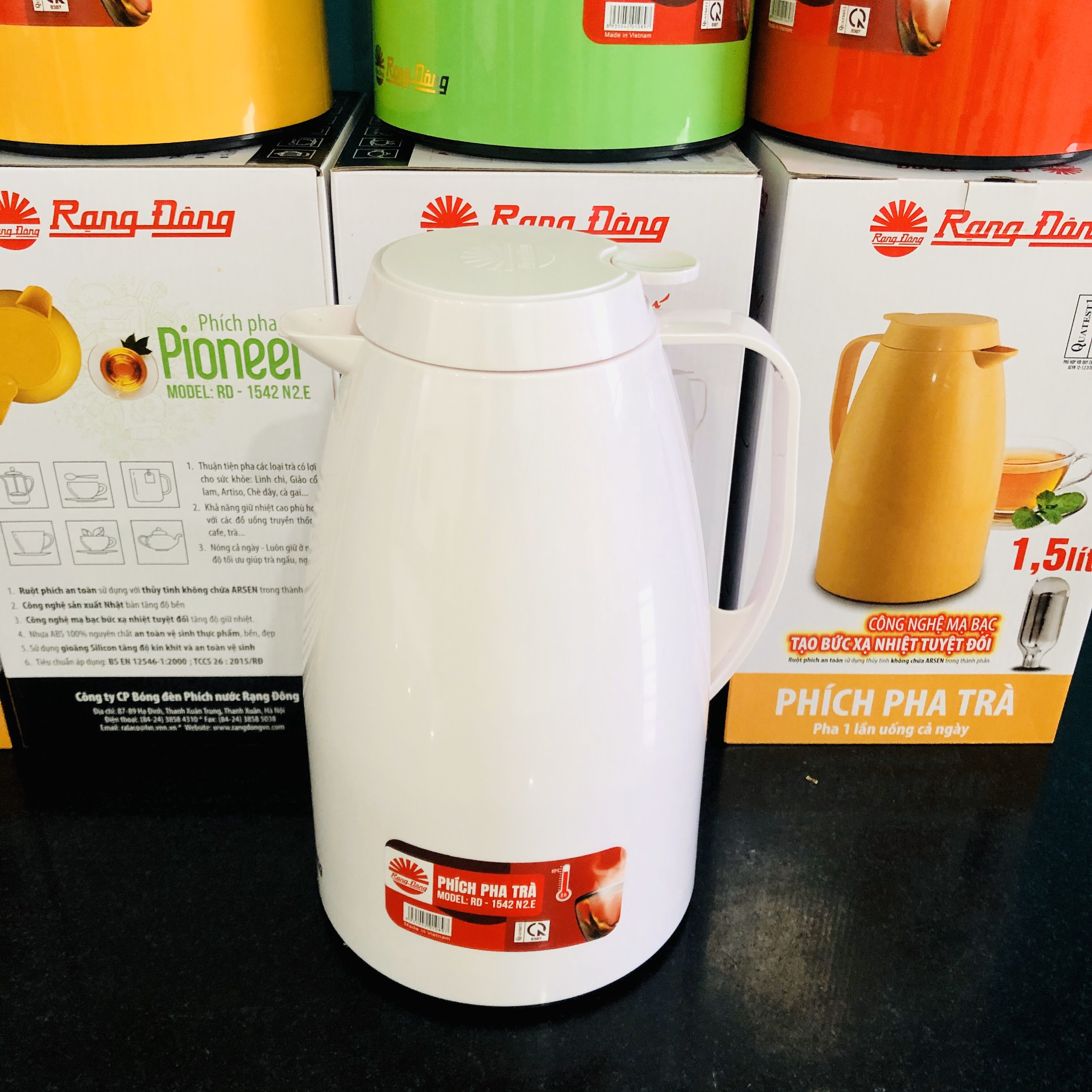 Phích pha trà giữ nhiệt Rạng Đông 1,5L RD-1542 N2.E