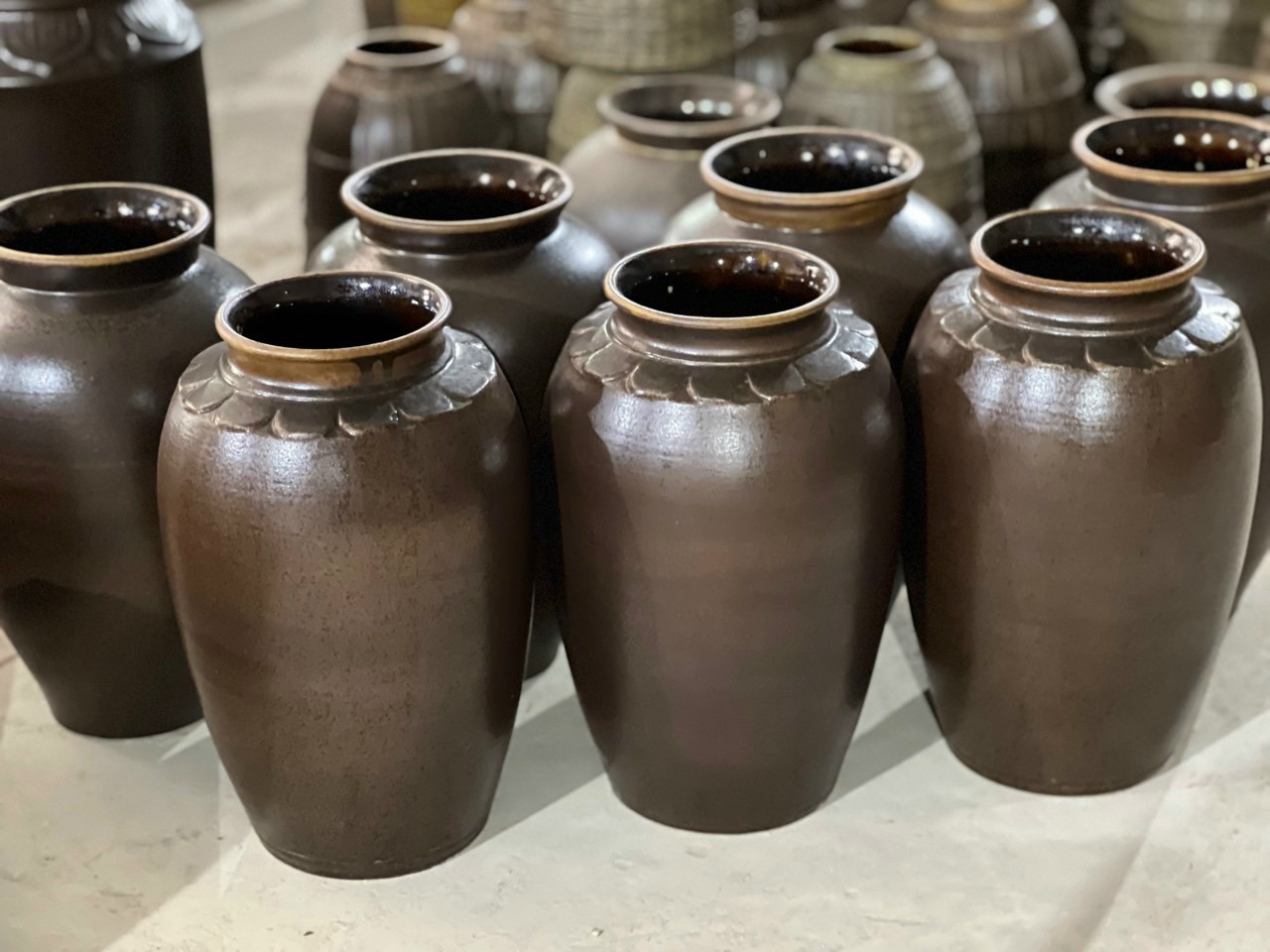 Lọ hoa gốm sứ Bát Tràng cao cấp men nâu cao 30cm