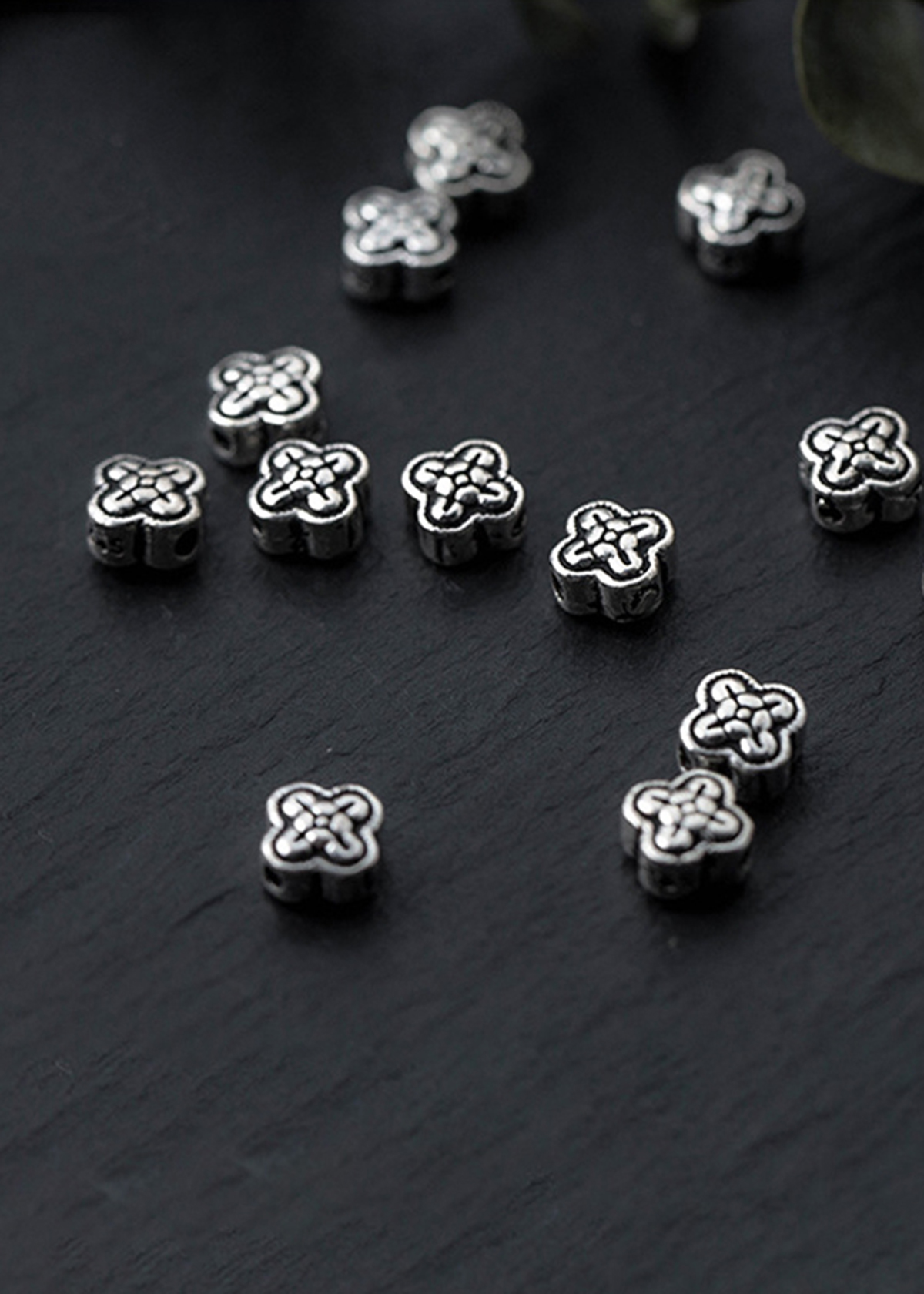 Combo 3 cái charm bạc họa tiết hoa xỏ ngang - Ngọc Quý Gemstones