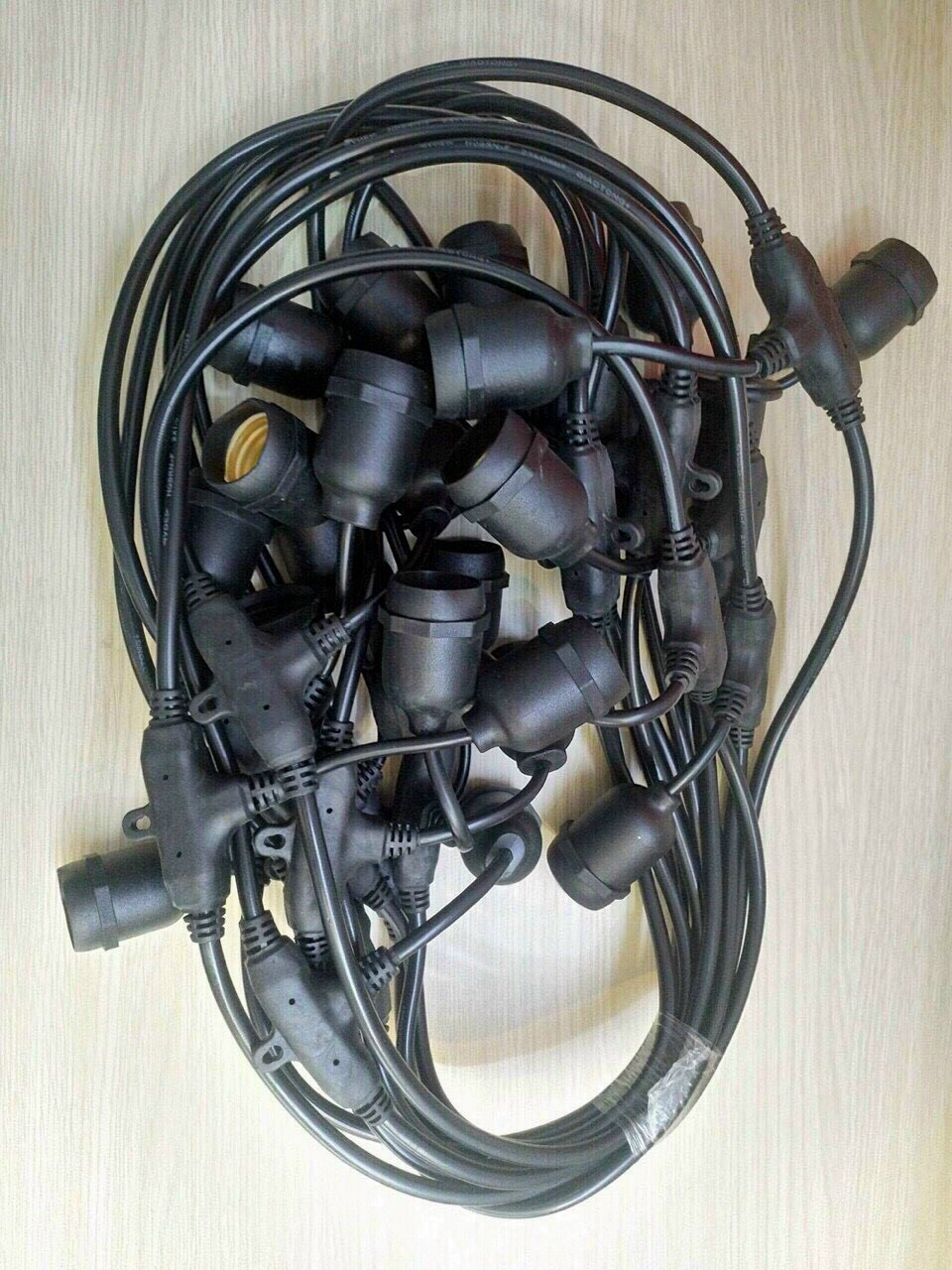 Dây đèn trang trí ngoài trời 10 mét 15 bóng đèn đui E27