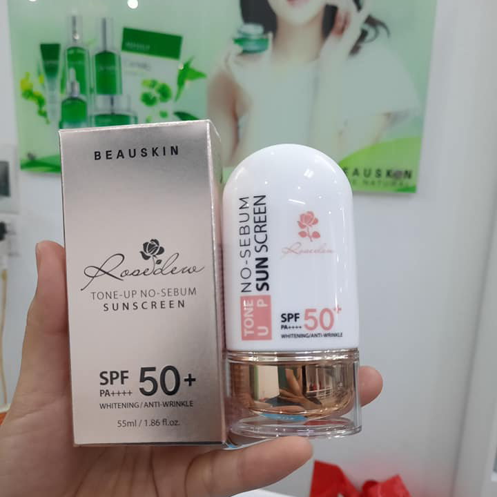 Kem chống nắng kiềm dầu nâng tone Beauskin Rosedew Hàn Quốc 55ml tặng kèm móc khóa