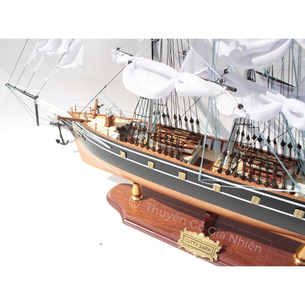 Mô Hình Thuyền Gỗ Trang Trí Phong Thủy Dạng Thuyền Cổ CUTTY SARKS SƠN Chính Hãng, Hàng Xuất Khẩu Chất Lượng Cao