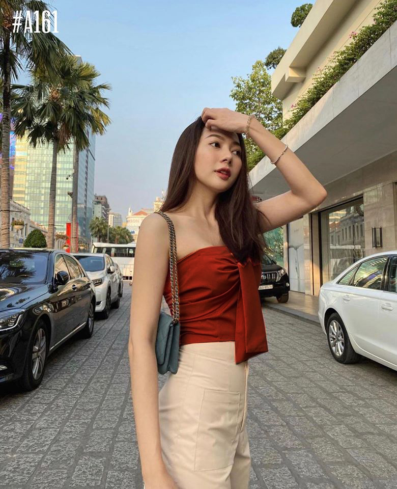 Áo croptop lệch vai