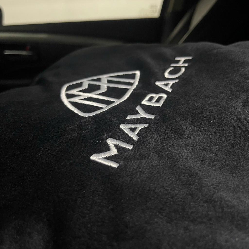 Gối và chăn (mền) 2 trong 1 (logo MAYBACH CAO CẤP) - Sử dụng làm tựa lưng, chăn đắp văn phòng