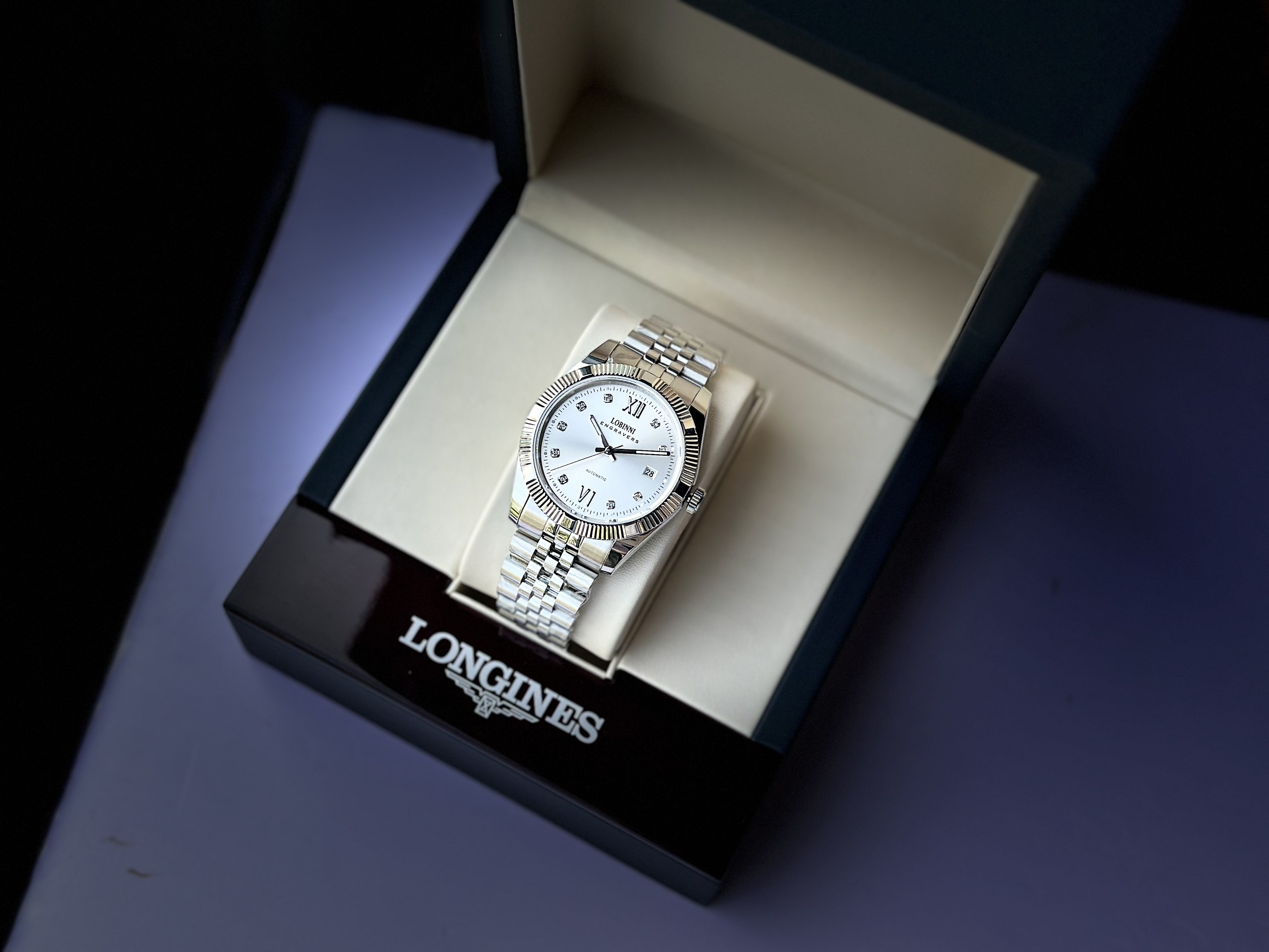 Đồng hồ nam chính hãng Lobinni L19019-2,Kính sapphire chống xước,chống nước 50M,bảo hành 24 tháng,máy cơ(Automatic) Nhật bản,dây kim loại thép không gỉ 316L,hàng mới full box hãng đầy đủ