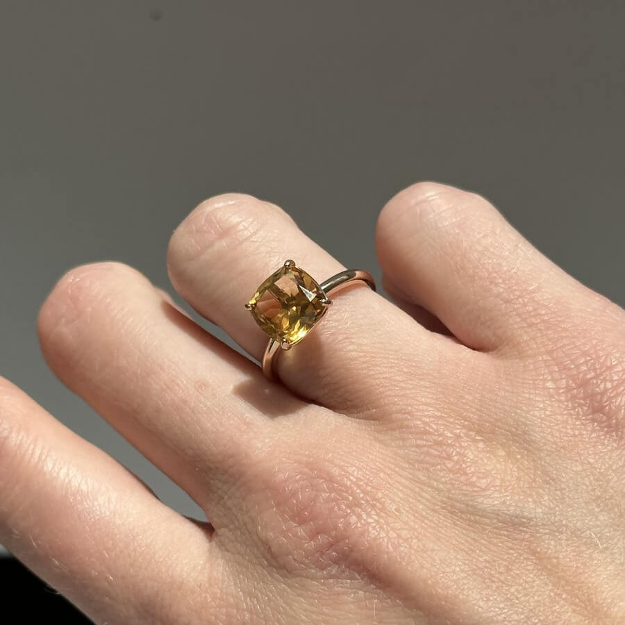 Nhẫn vàng 14KR đính đá chủ Citrine thiên nhiên - MOON Jewelry