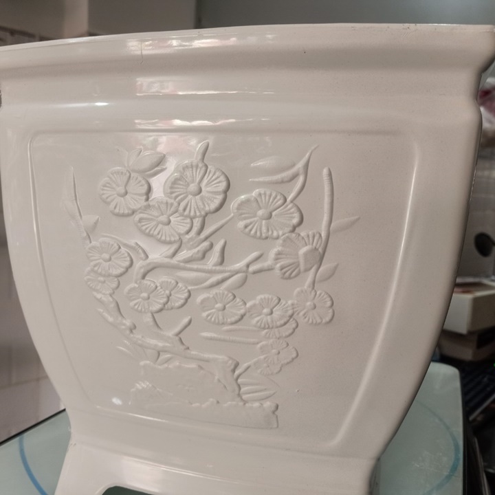Chậu vuông hoa mai 280x270x205