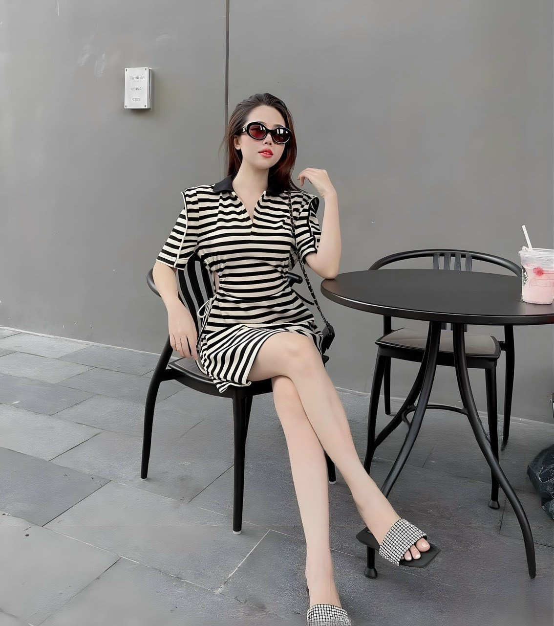 ĐẦM RÚT DÂY EO MÀU Y HÌNH
