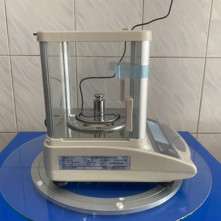 Cân Kỹ Thuật 3 Số Lẻ Shinko GS