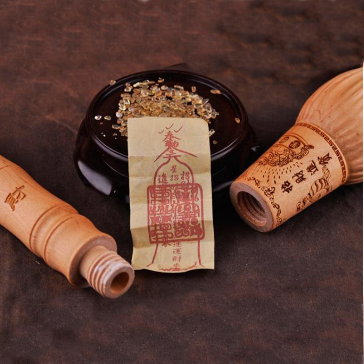 Bộ giá, bút Văn Xương gỗ đào - Vật phẩm phong thủy cầu sự nghiệp, thi cử, học vấn, công danh