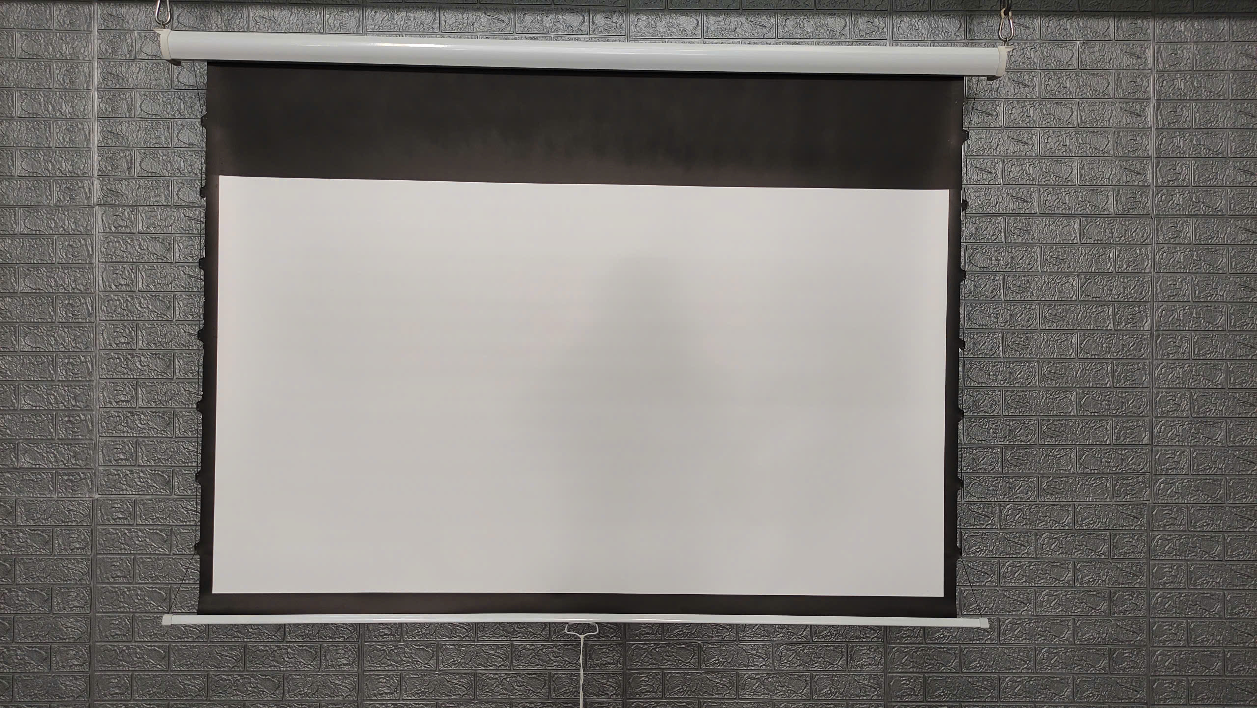 Màn chiếu kéo tay căng dây 8K-Pet Pro tab tension 80 inch tới 150 inch - Exzen chính hãng Korea BH 12 tháng- Hàng chính hãng