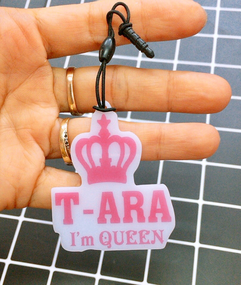Móc khóa trong T-ARA combo 2 móc