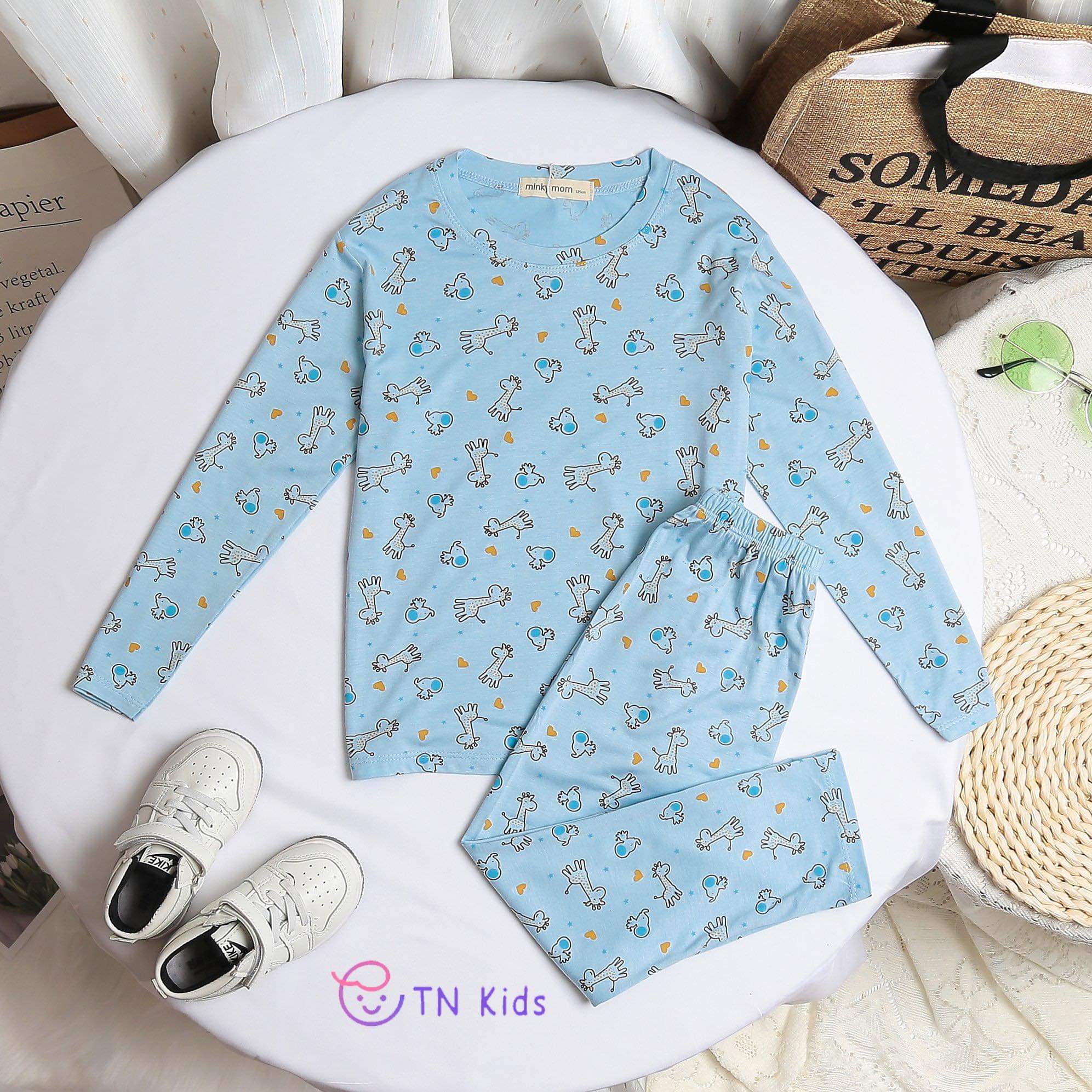 {MẪU MỚI} Bộ Dài tay Minky Mom Thun Lạnh mềm mịn mát in hình chuột Mickey cho bé trai, bé gái từ 17-32kg