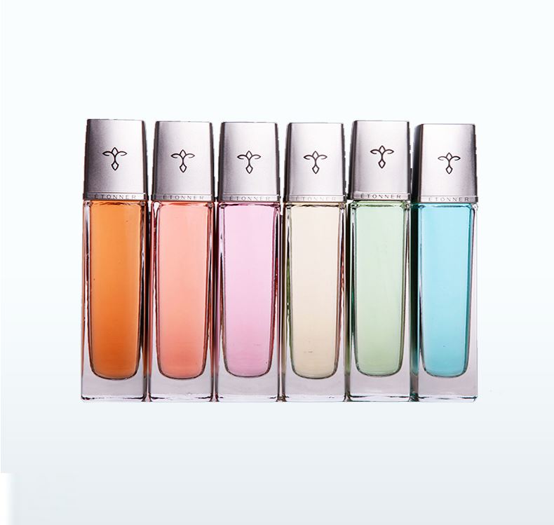 Nước hoa xe hơi cao cấp Etonner Car Perfume Spare dòng nước hoa của Pháp, kết hợp giữa nét thanh lịch, lựa chọn hoàn hảo cho không gian nội thất nhiều dòng xe.