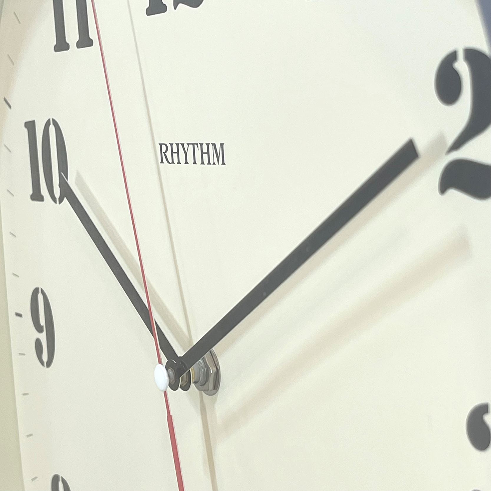 Đồng hồ Rhythm CMG632NR08 – Kt 29.8 x 29.8 x 5.0cm, 788g. Vỏ nhựa. Dùng Pin.