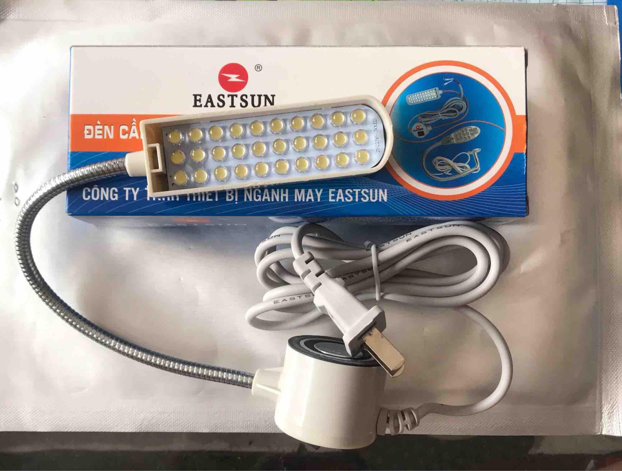 Đèn led gắn máy may 30 bóng hít nam châm