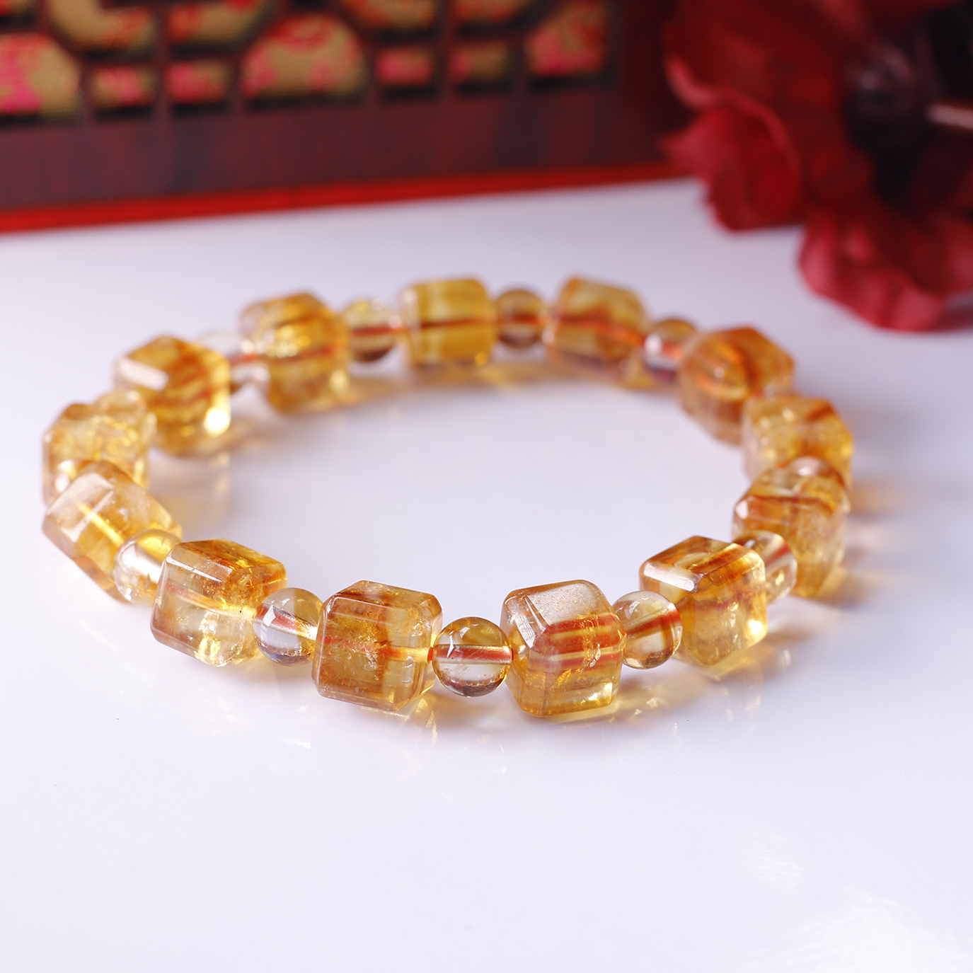 Vòng tay hạt vuông đá thạch anh vàng - citrine mệnh thổ, kim - Ngọc Quý Gemstones
