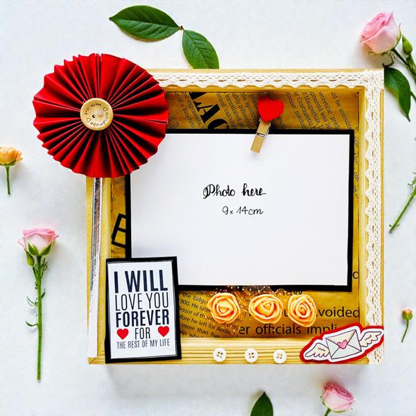 Khung Ảnh Vintage - Quạt Giấy Gấp Đỏ - Vinacraft