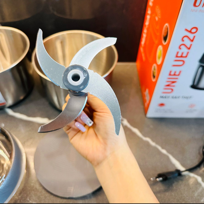 Máy Xay Thịt Cao Cấp Unie UE-226 , 2 Cối Inox, Có Lưỡi Bóc Hành Tỏi, Hàng Chính Hãng