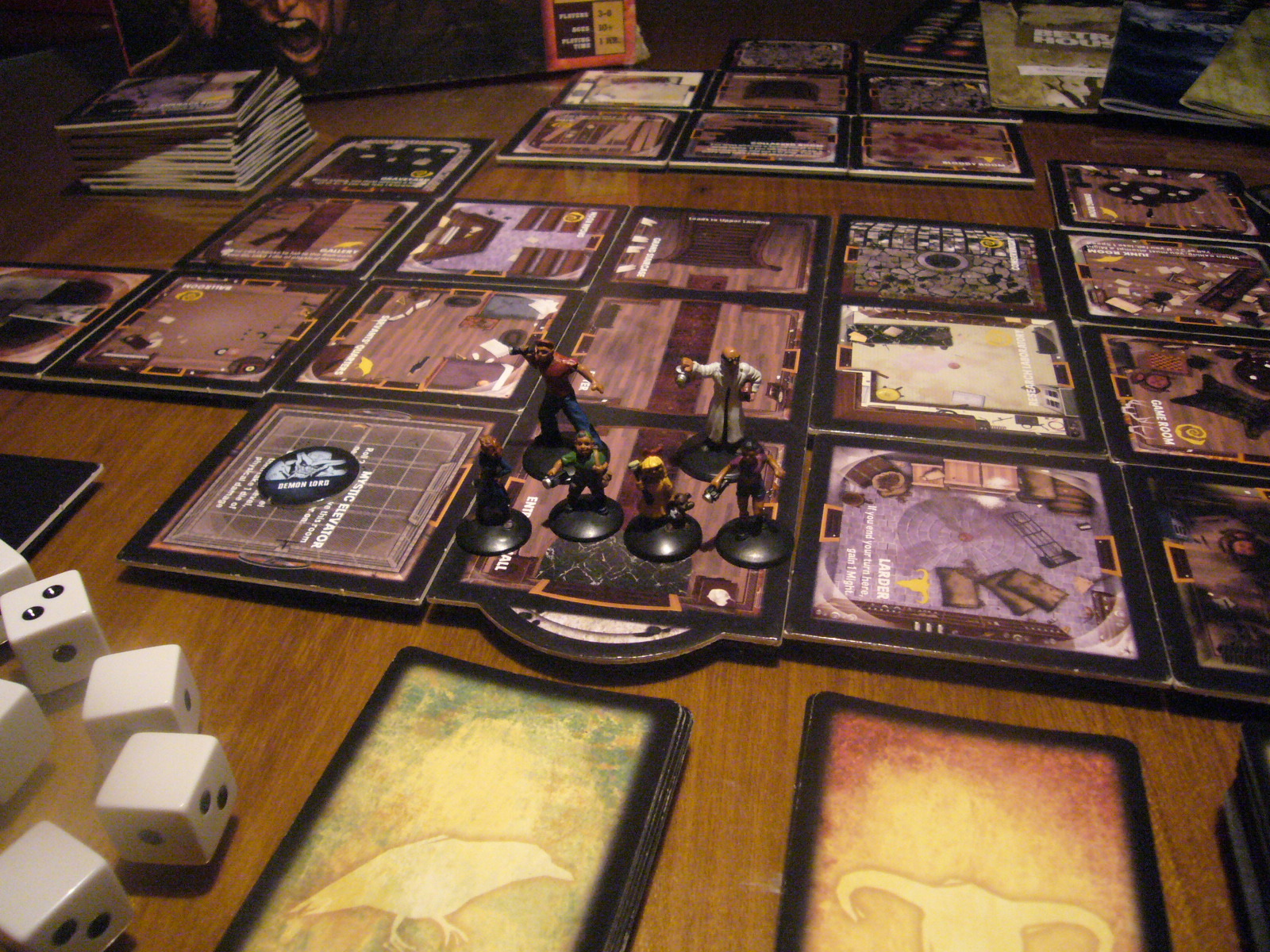 Trò Chơi Boardgame Betrayal At House On The Hill Tiếng Anh Hộp Cứng Chất Lượng Cao