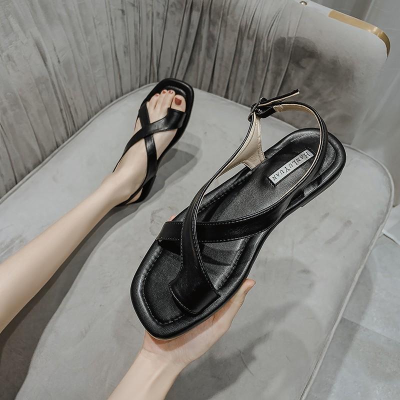 Giày Sandal nữ xỏ ngón mã BBS40 chiến binh Y đế bệt, quai chéo